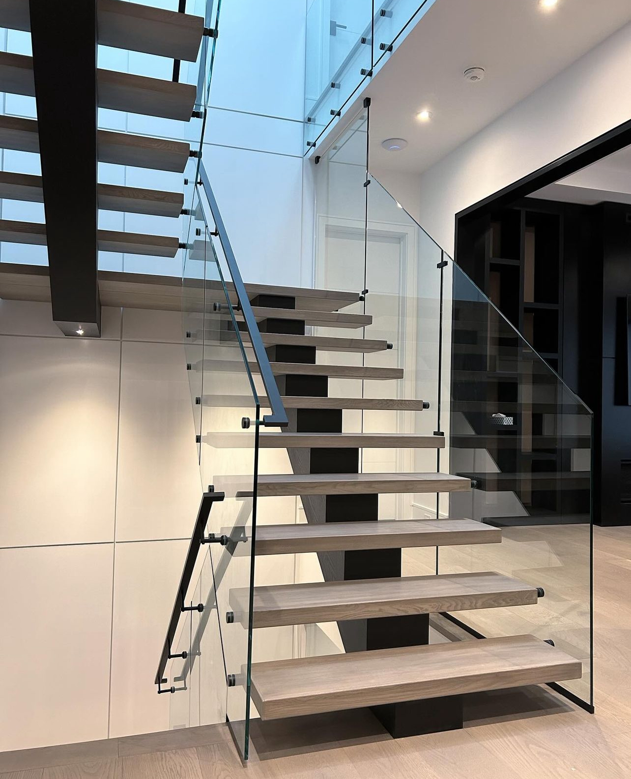 Mono Stringer Staircases